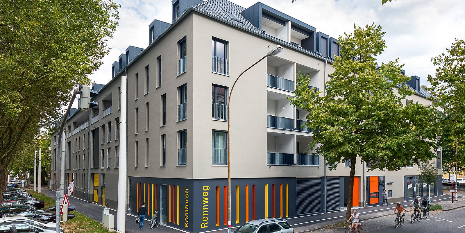 Komturstraße 9 - 13, Rennweg 49 + 51