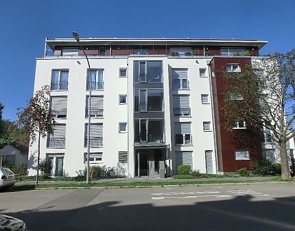 Bild Quäkerstraße 2a, 4, 4b und Grillparzer Straße 5 + 7